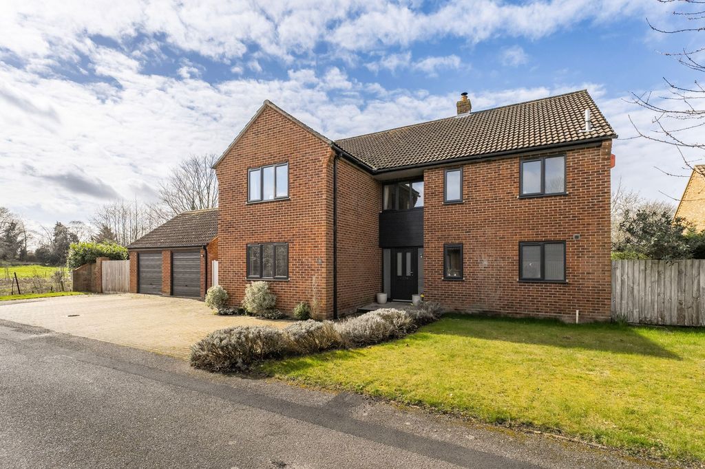 Property photo 1 of 25