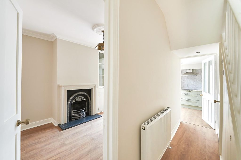 Property photo 3 of 13 6 Eastville-6.Jpg