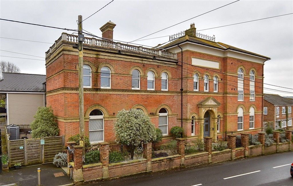 Property photo 1 of 11 External (Web)*