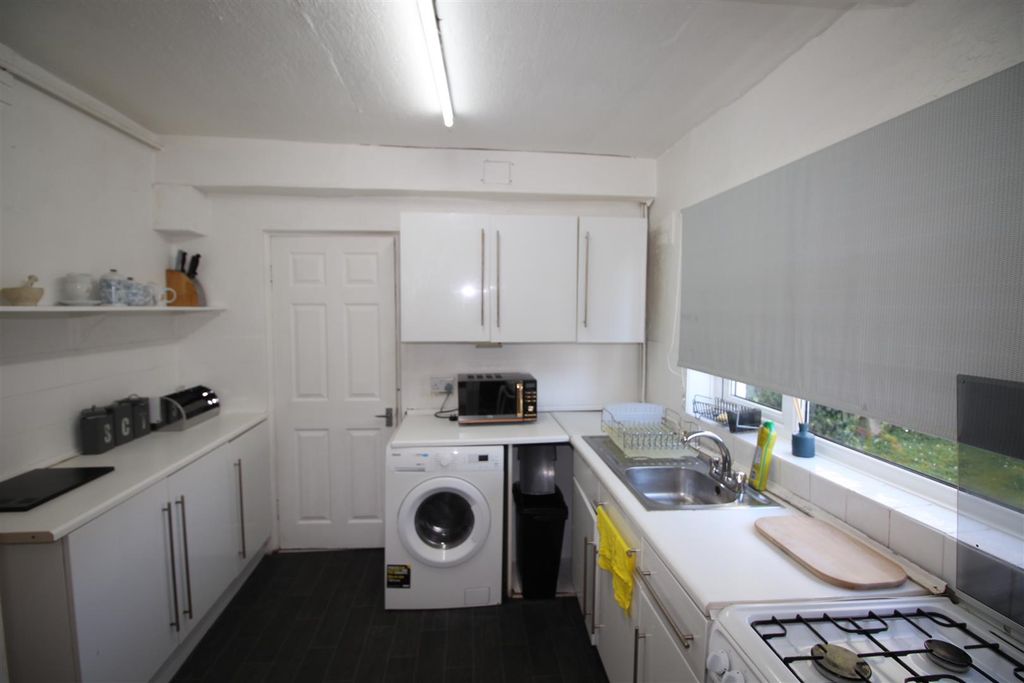 Property photo 2 of 18 Img_3061.Jpg