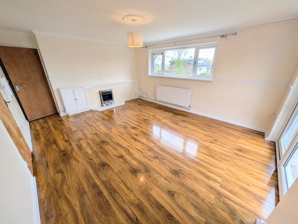 Property photo 1 of 7 Pxl_20260416_104155142~2