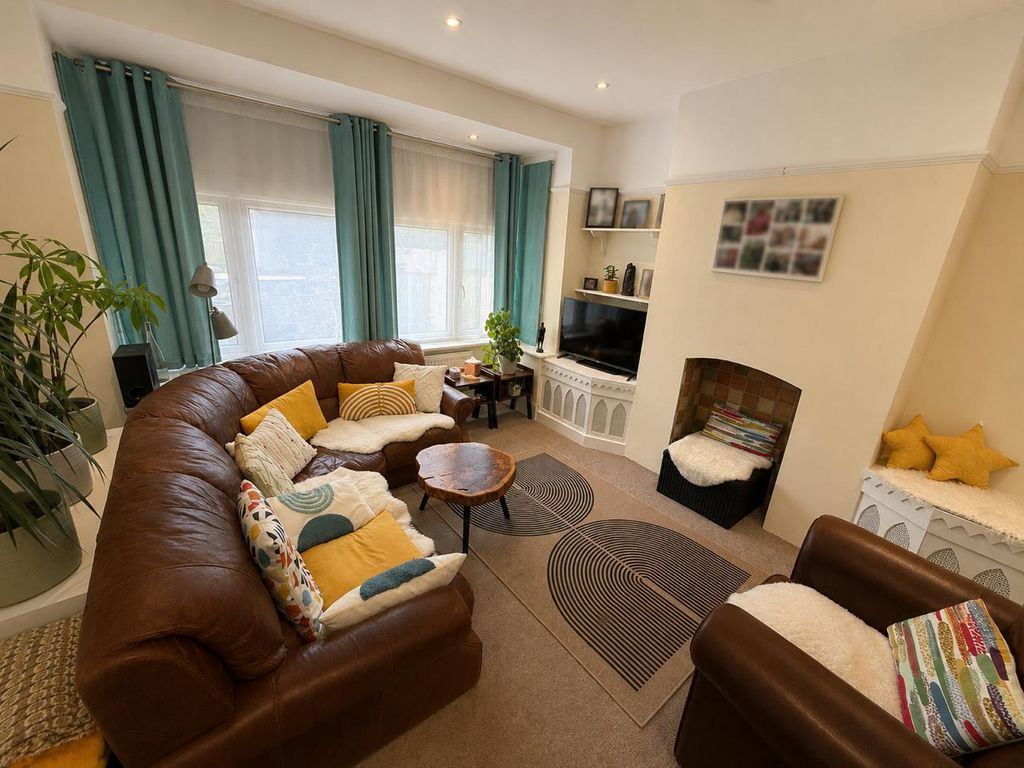 Property photo 3 of 14 3.Png