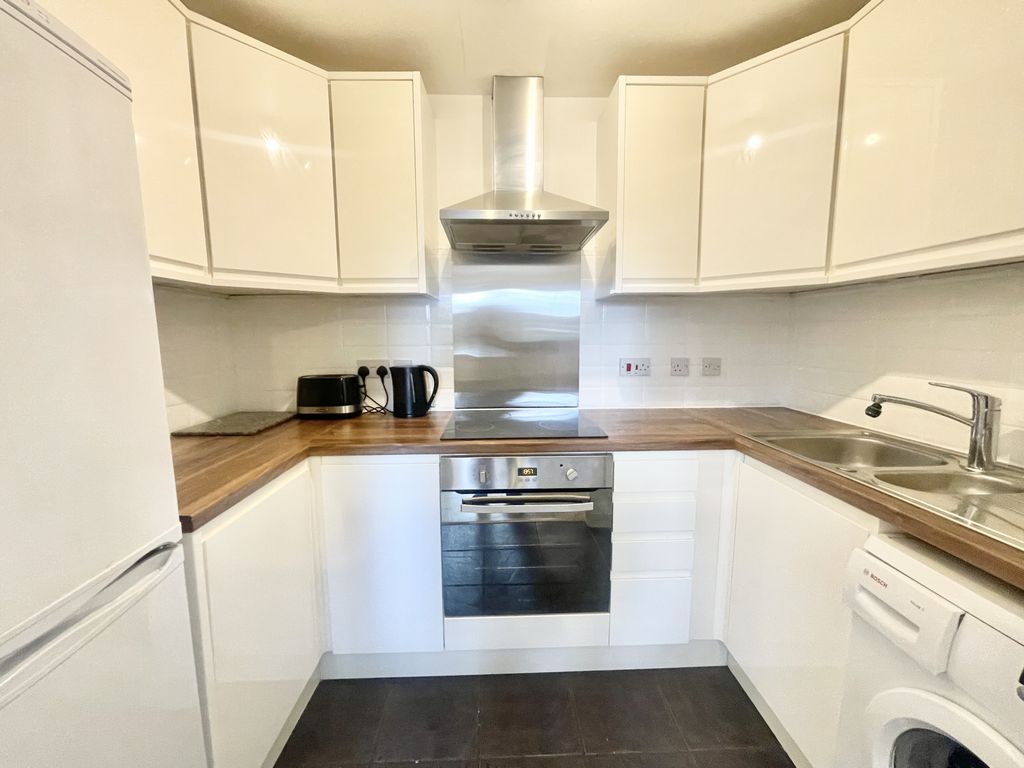 Property photo 3 of 8 Photo 3