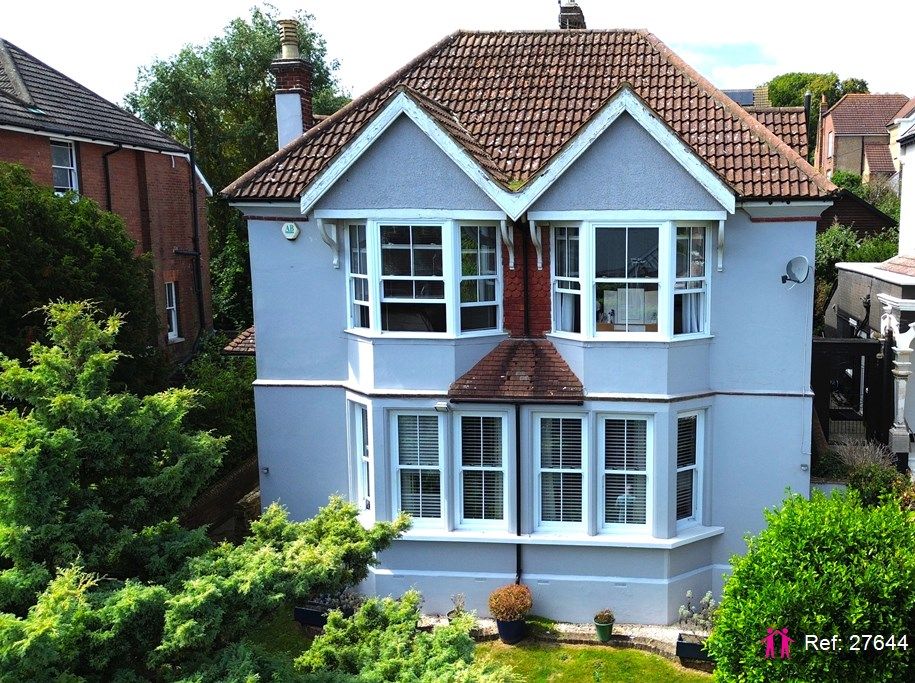 Property photo 1 of 40