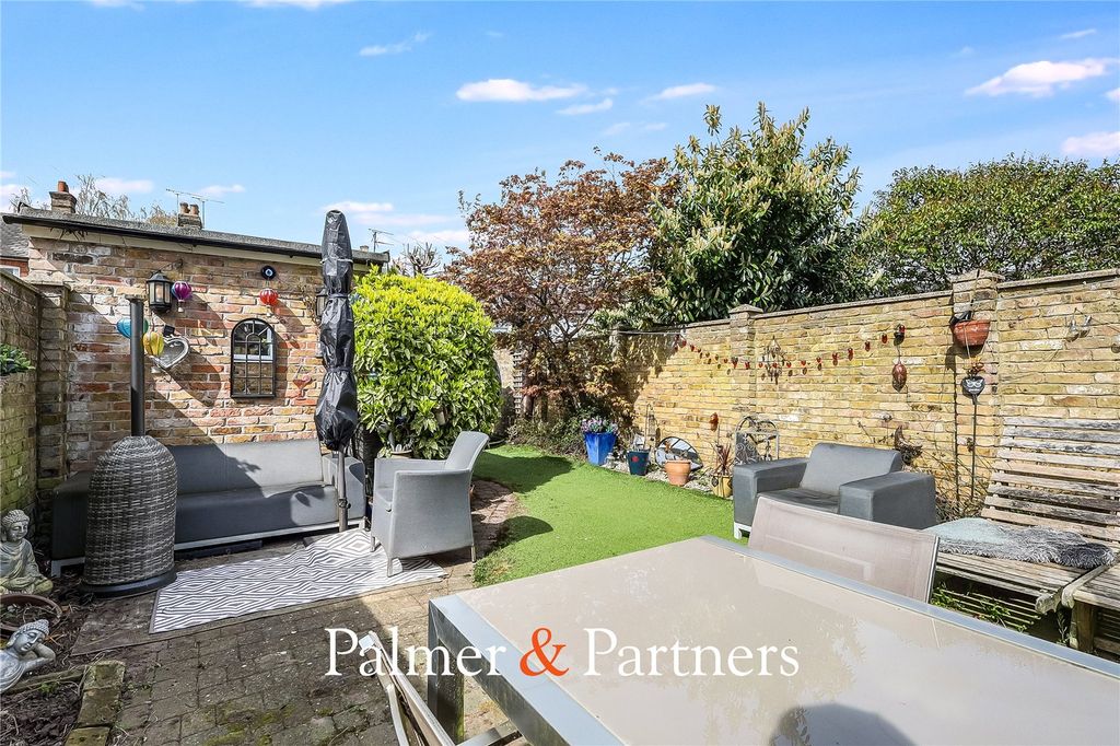 Property photo 3 of 17 Picture No. 20