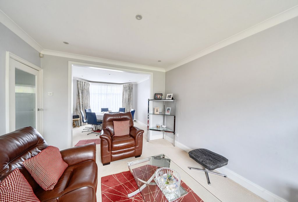 Property photo 1 of 13 1447830-16-69E63d...