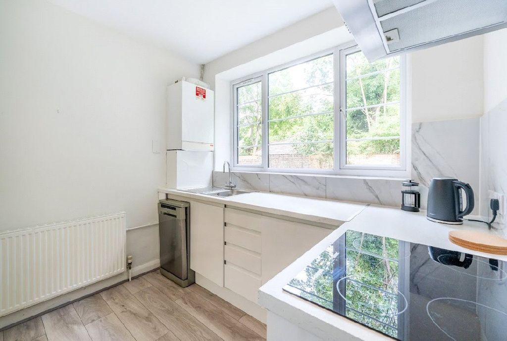 Property photo 3 of 8 Picture No. 07