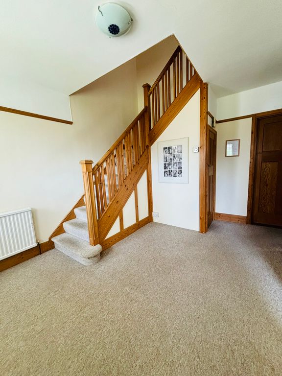 Property photo 3 of 12 Img_1895