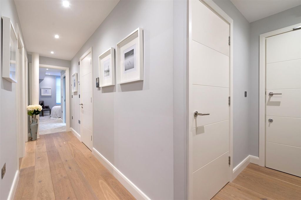 Property photo 3 of 17 Highres1930276.Jpg