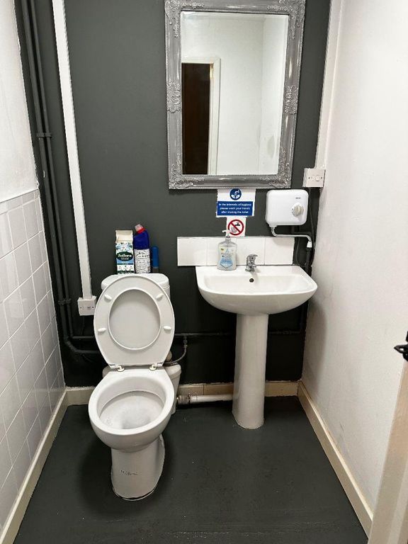 Property photo 3 of 7 Photo 3