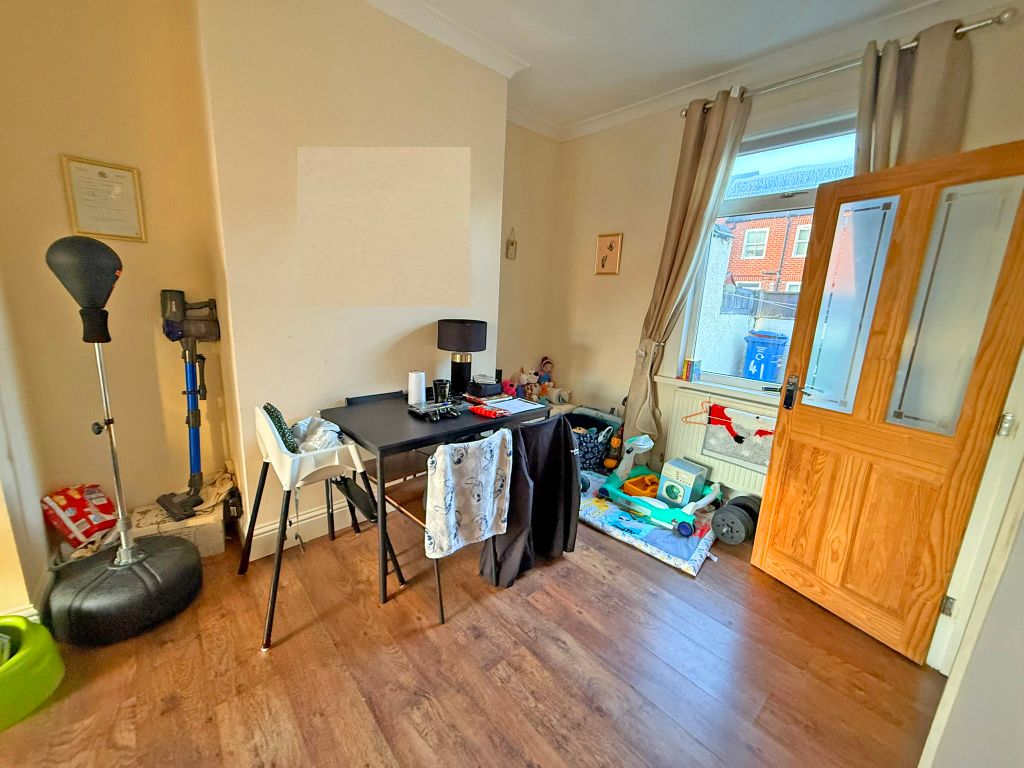 Property photo 3 of 8 Img_1593