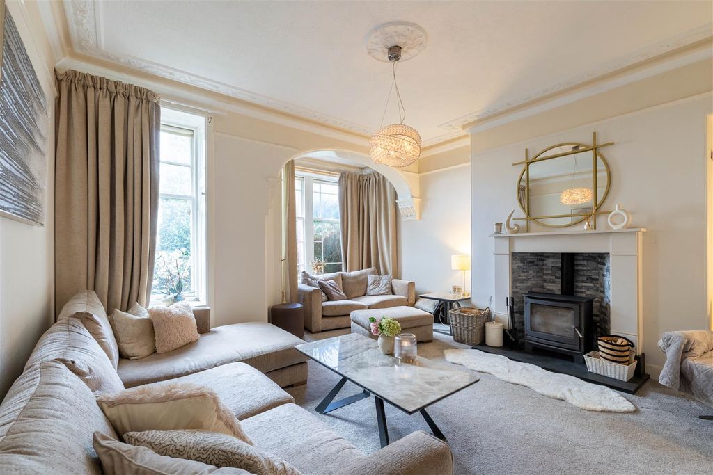 Property photo 2 of 35 S002.Jpg