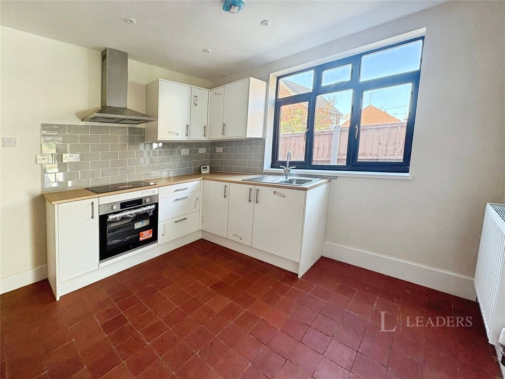 Property photo 3 of 13 Picture No. 38