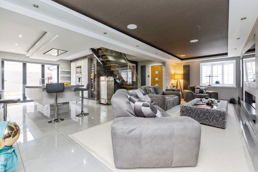 Property photo 3 of 17 _Mg_9847