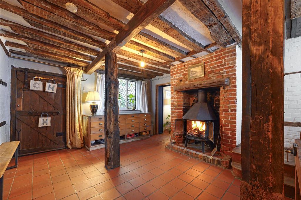 Property photo 3 of 33