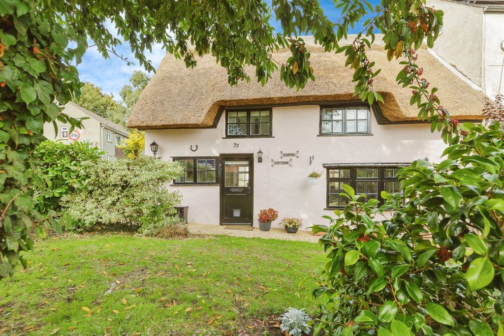 Property photo 2 of 23