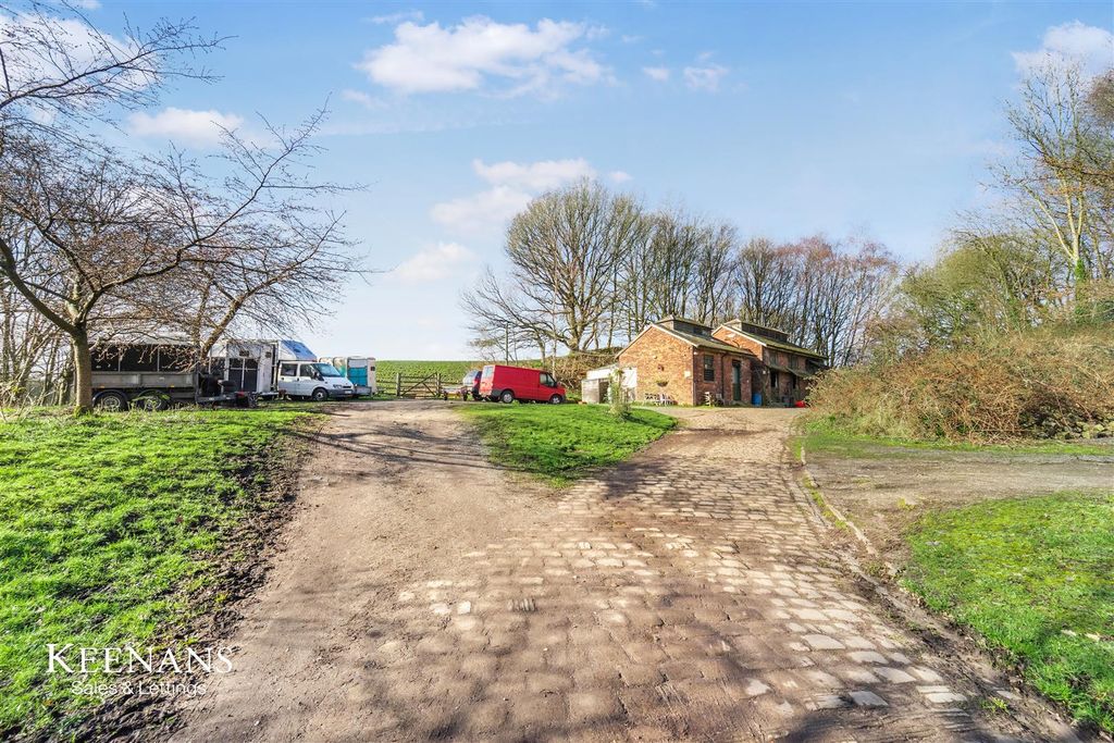 Additional image 76 of 3 bed equestrian for saleClifton Road, Prestwich, Manchester M25