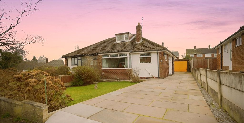 Property photo 1 of 17 Photo