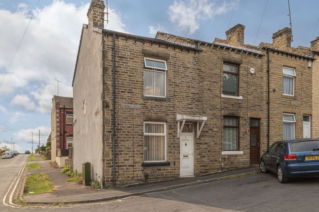 Property photo 1 of 17