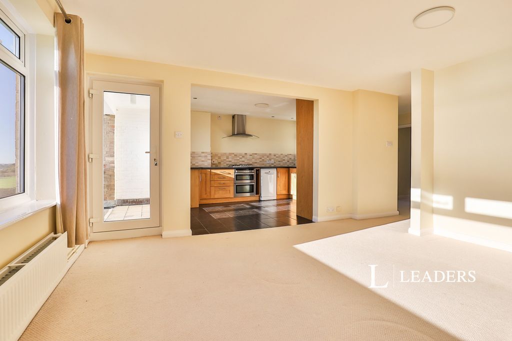 Property photo 3 of 19 Pbox-Img.Jpg