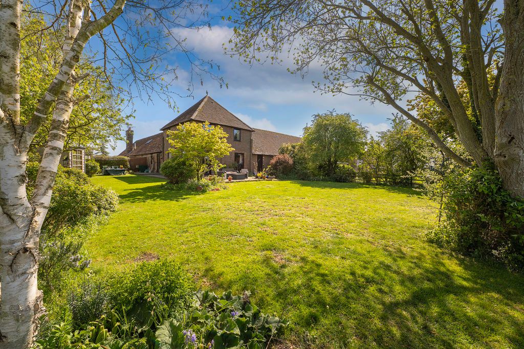 Property photo 2 of 23 Photo 23