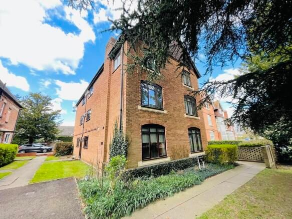 Property photo 1 of 6