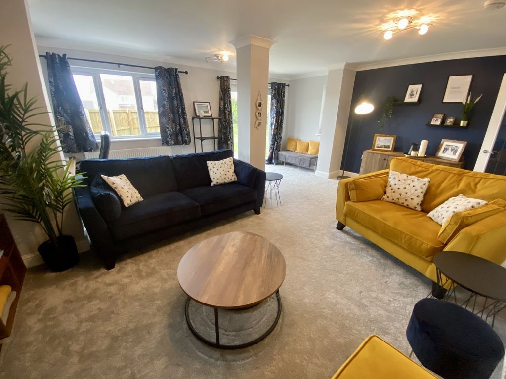 Property photo 3 of 32 Picture No. 10