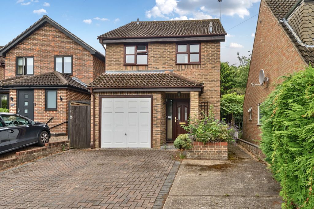 Property photo 1 of 12