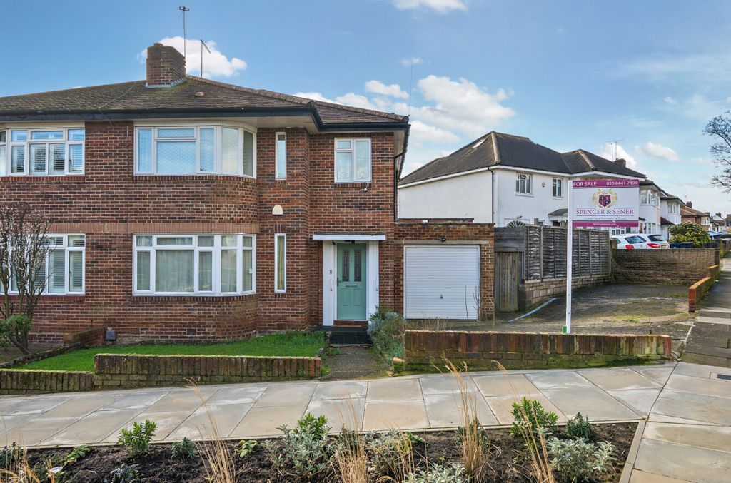 Property photo 1 of 21 1417459-19-699d85...