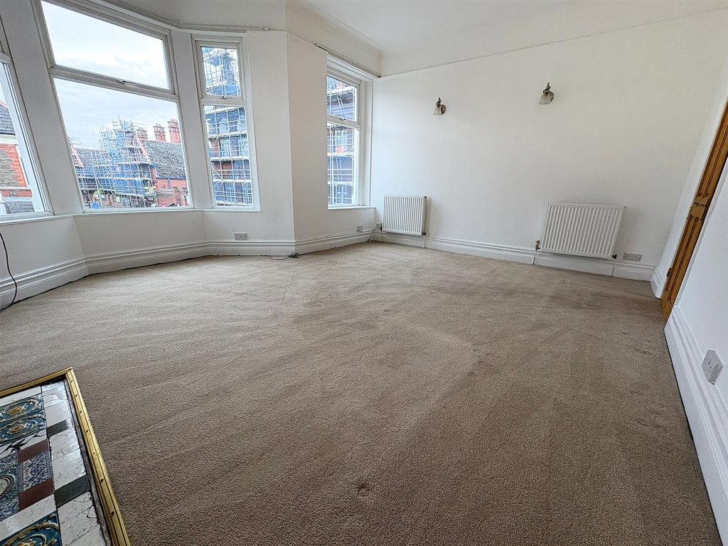 Property photo 2 of 8 16-3.Jpg