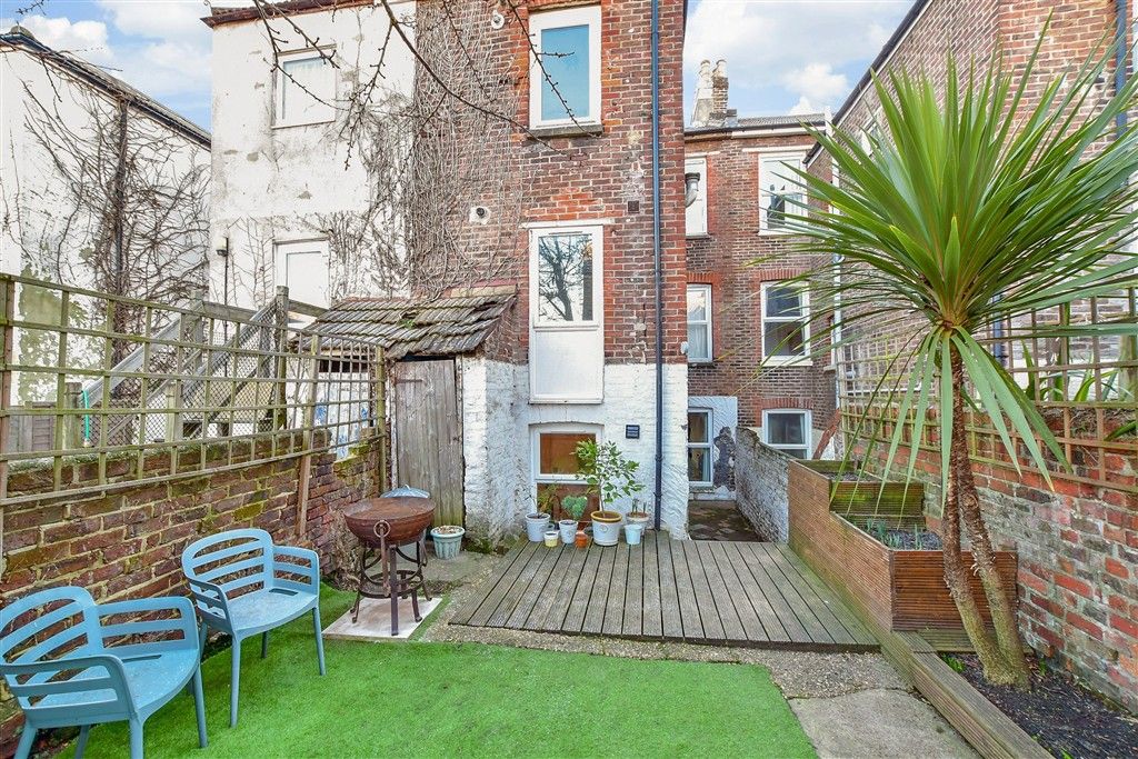 Property photo 1 of 7 Rear Garden