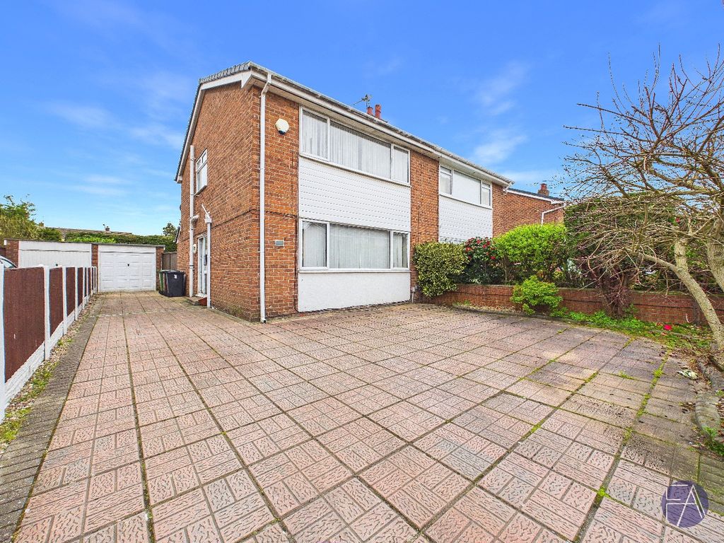 Property photo 1 of 16 4641580