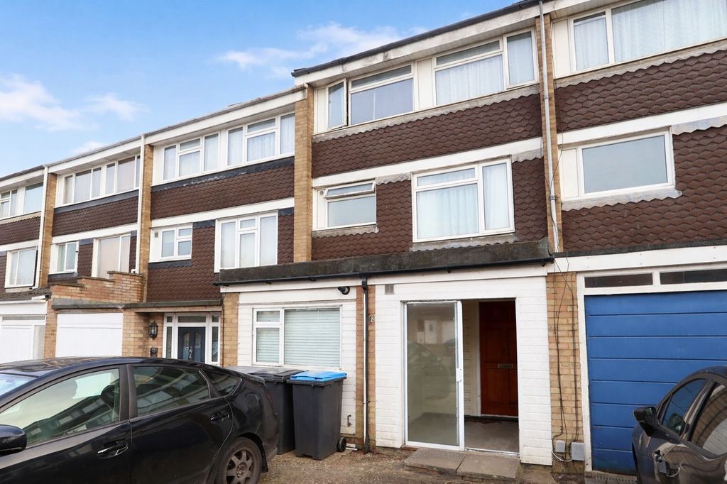 Property photo 2 of 5