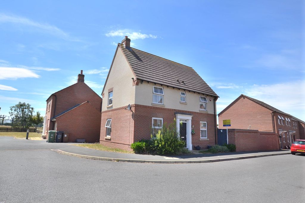 Property photo 1 of 23