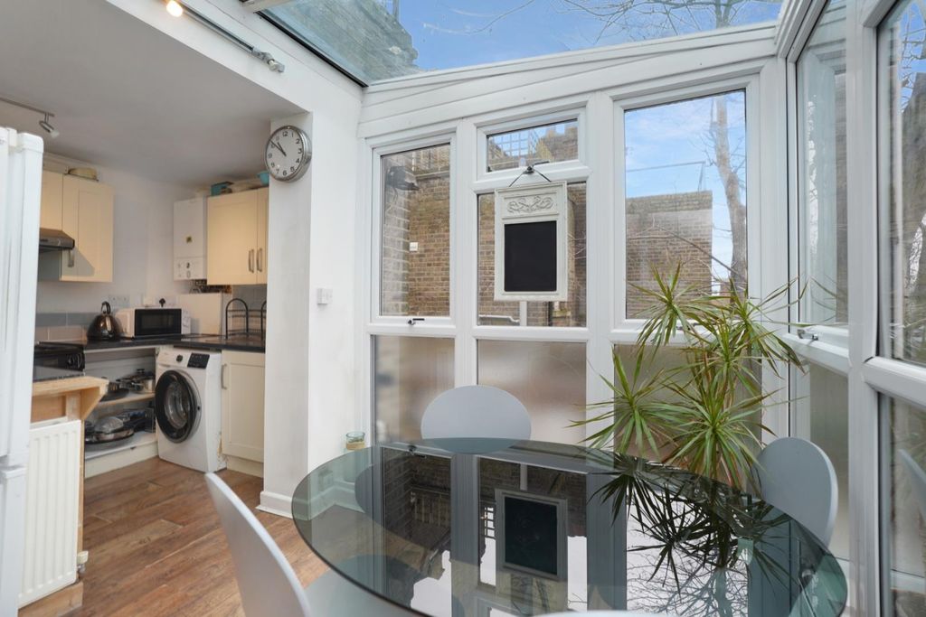 Property photo 3 of 10 Dsc02040.Jpg