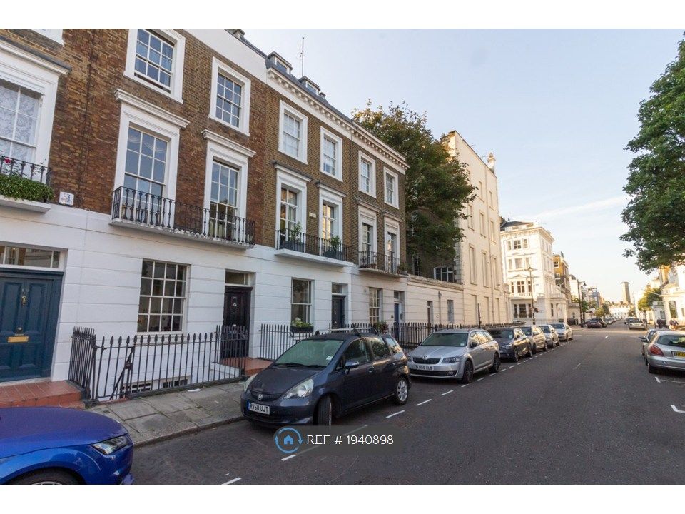 Property photo 1 of 13 Clarendon Street
