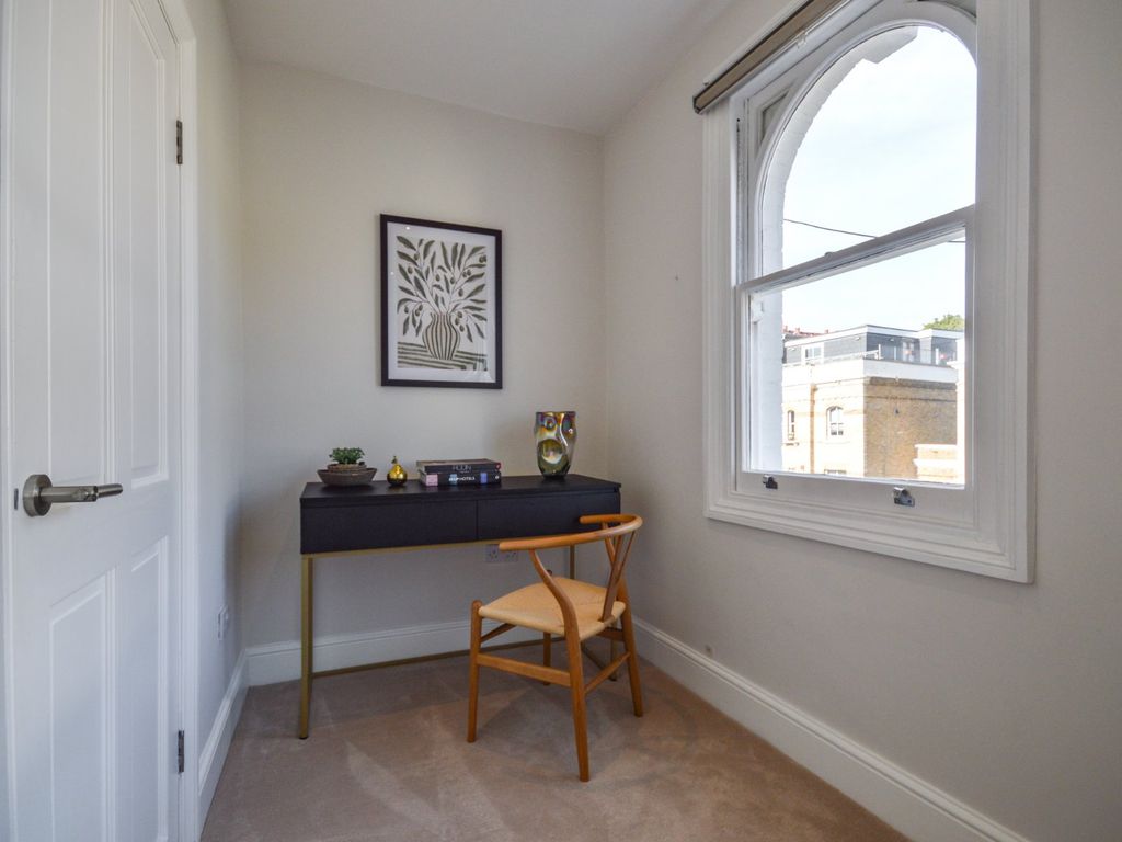 Property photo 3 of 18 Picture No. 04