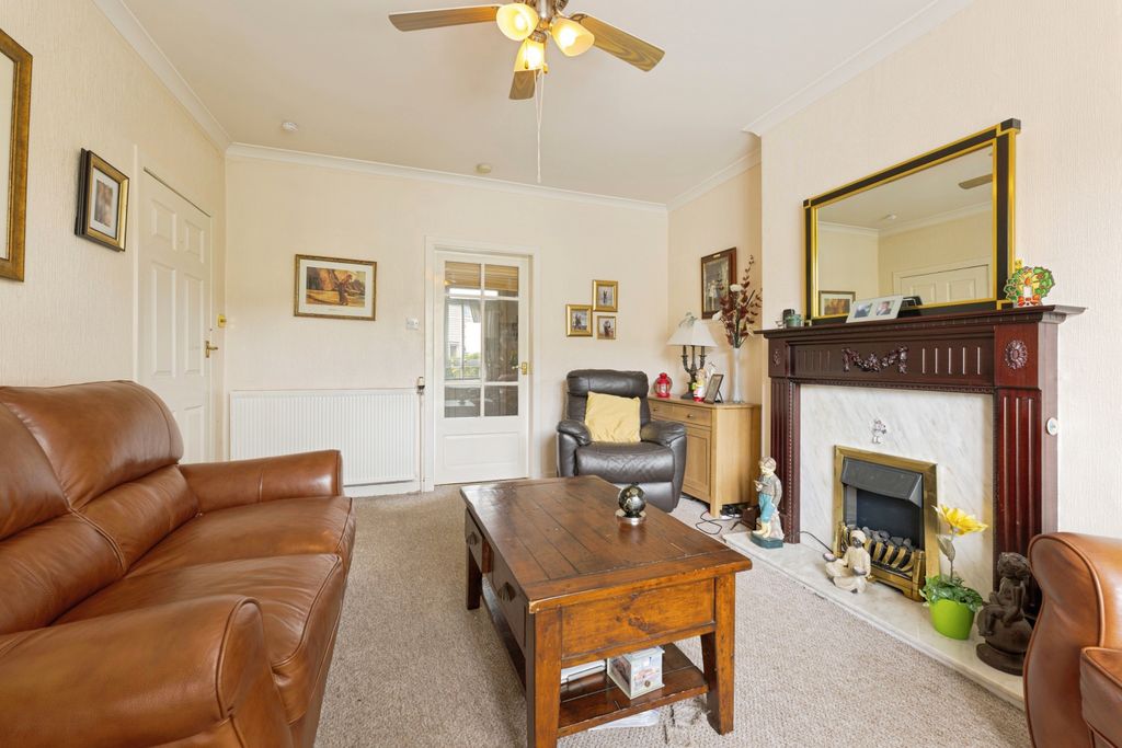 Property photo 2 of 15 Living Room