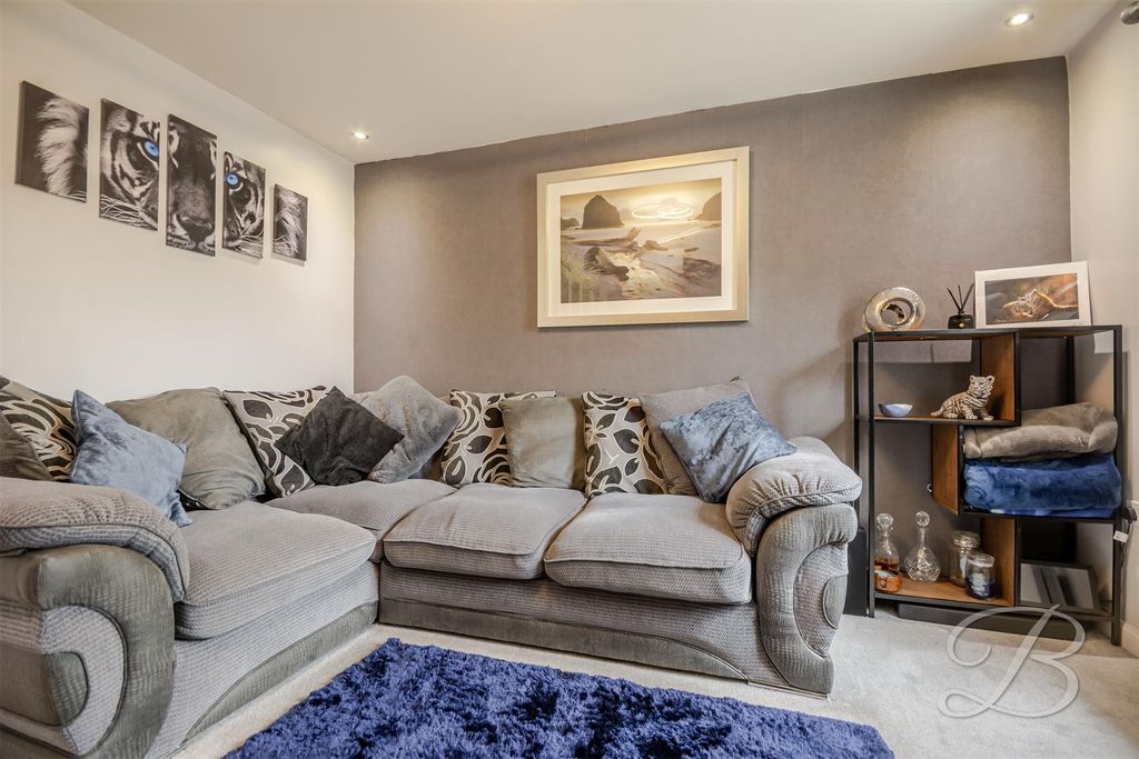 Property photo 3 of 27 Ccltd-4.Jpg