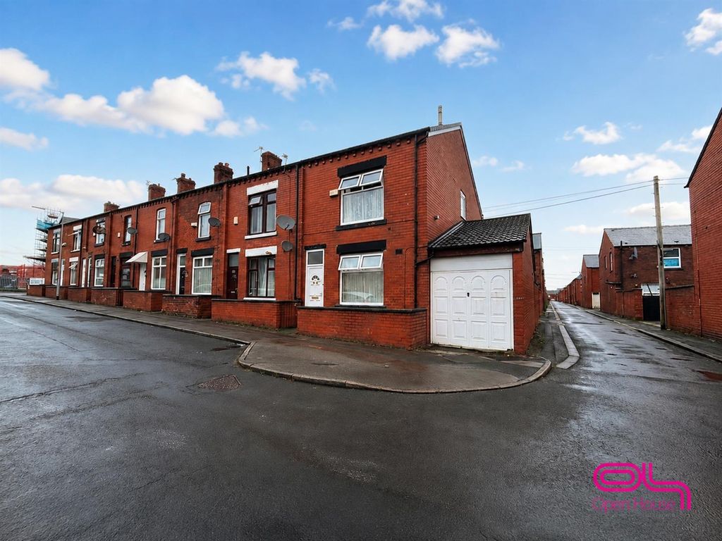 Property photo 2 of 15 Eeeb1Dfb-45cc-47A8-Bc5d-F0d1418B52cd.Png