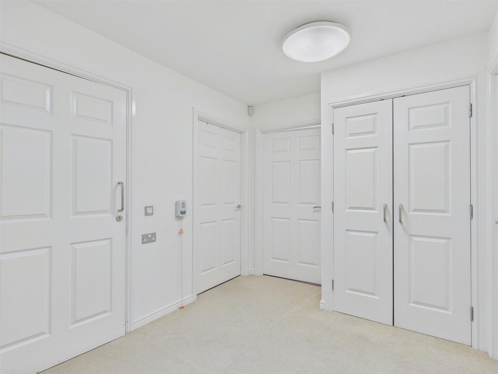 Property photo 3 of 18 Cam03972G0-Pr0378-Still001.Jpg