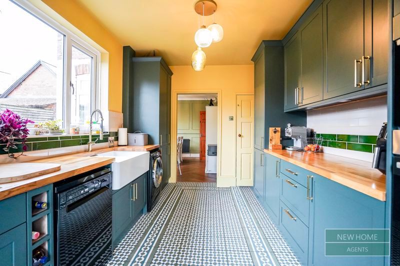 Property photo 2 of 17 Photo 8