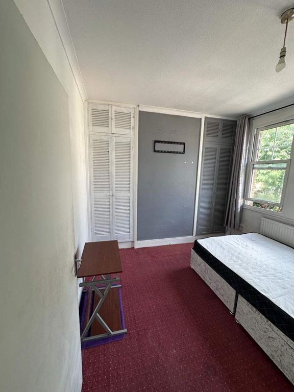 Property photo 3 of 3