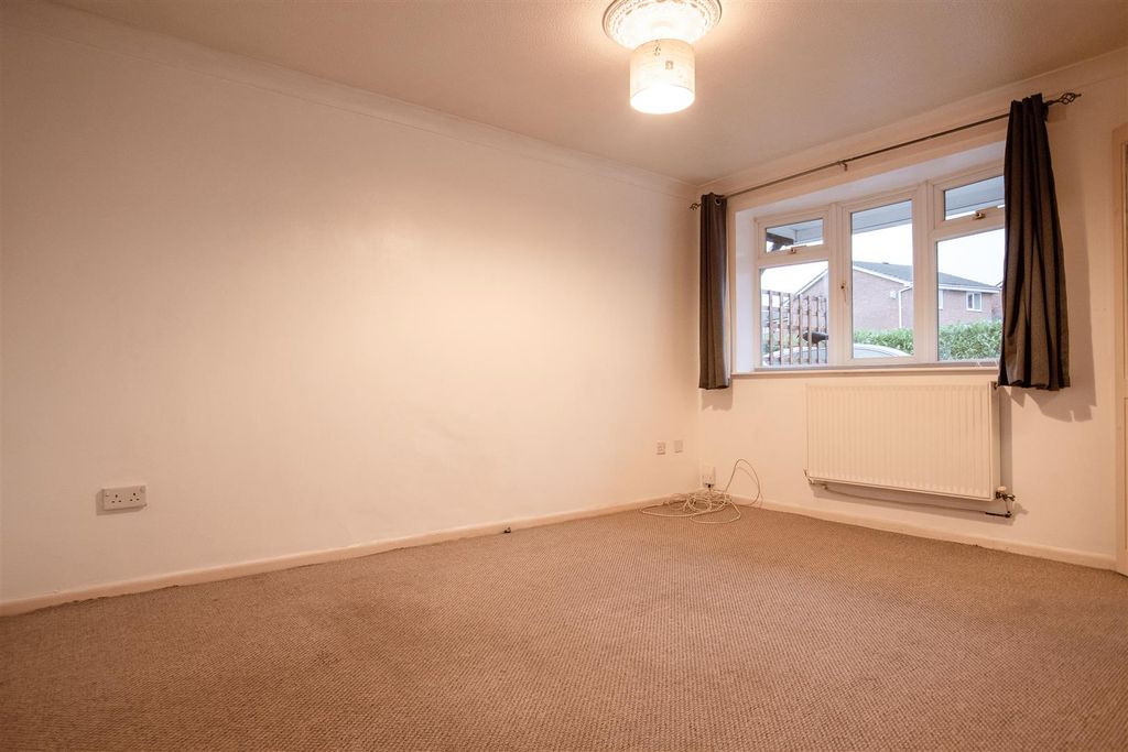 Property photo 2 of 11 Dsc_4822.Gif