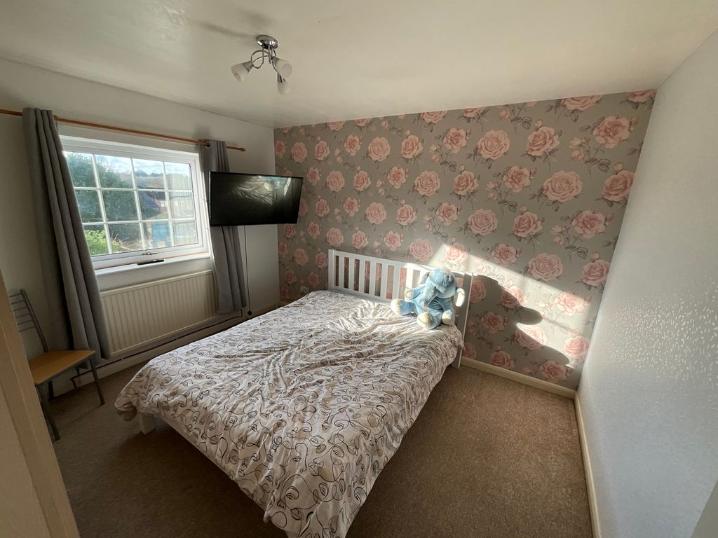 Property photo 3 of 10 Img_5202