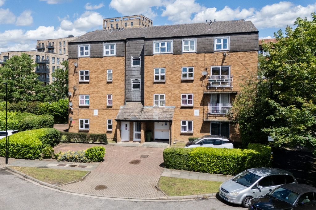 Property photo 1 of 14 4955811