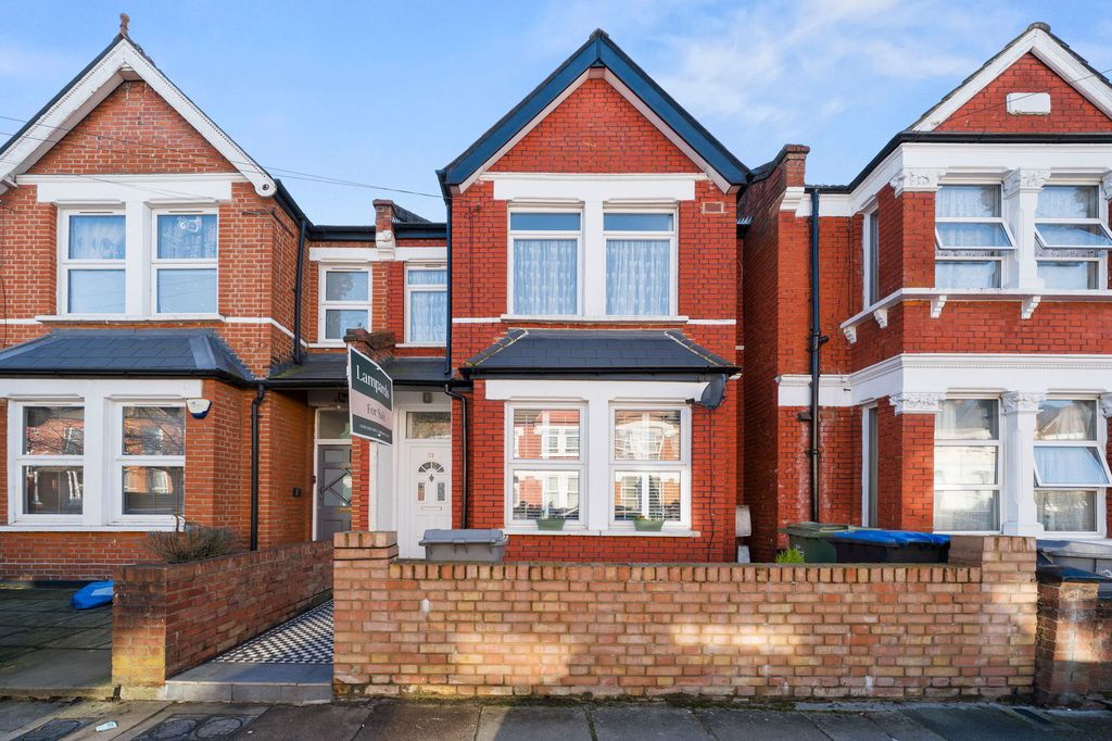 Property photo 2 of 12