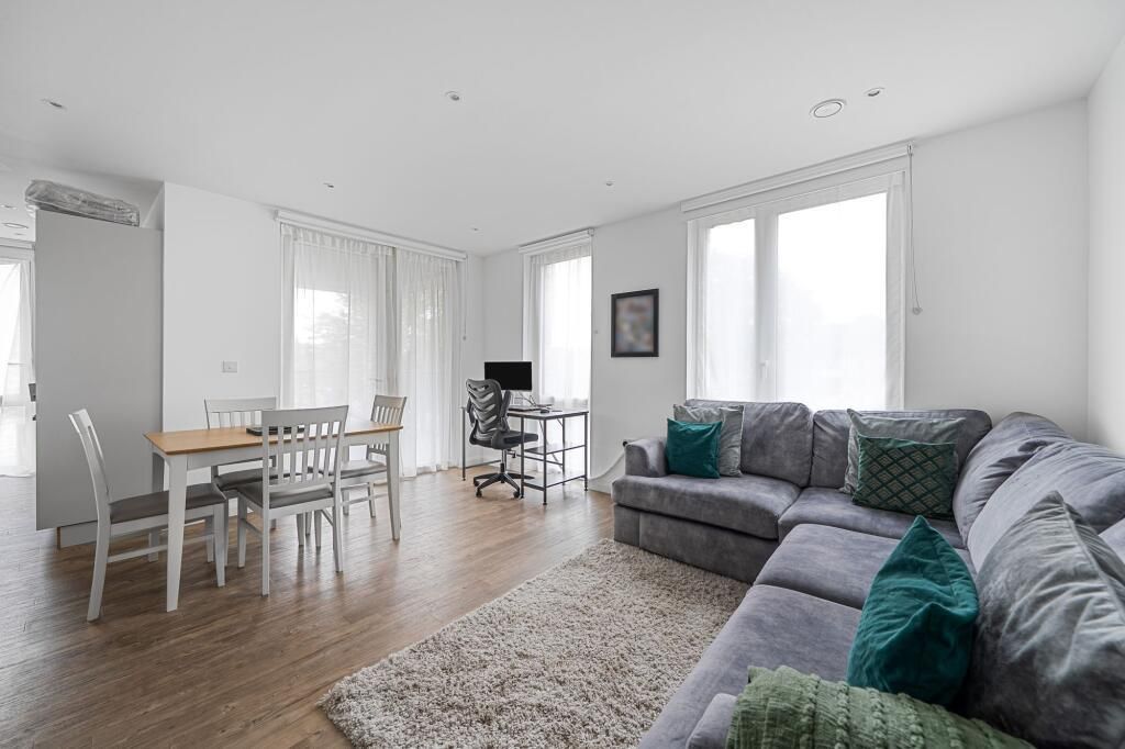 Property photo 2 of 10 Davidson Frost-Wellings, Dfw, Welford Court, Edgwa