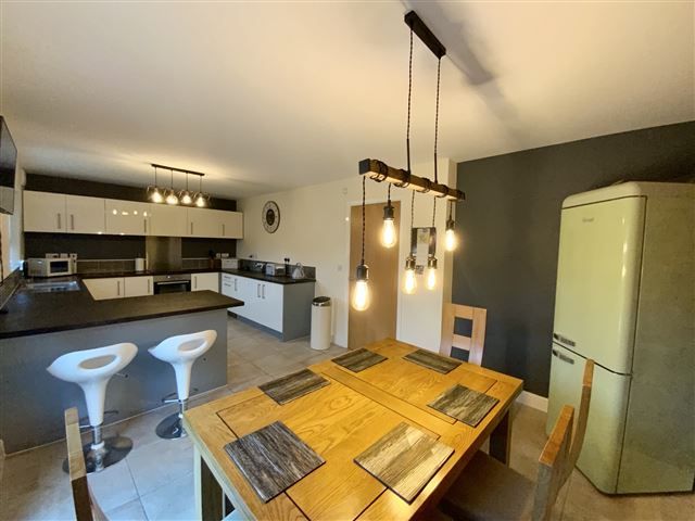 Property photo 3 of 21 Kitchen/Diner