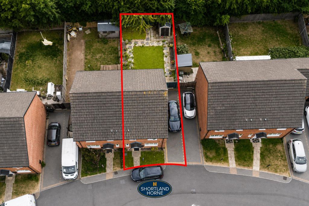 Property photo 2 of 18